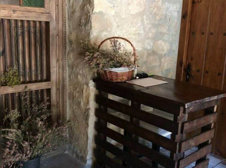 Bed and Breakfast Masia Mas De La Creu