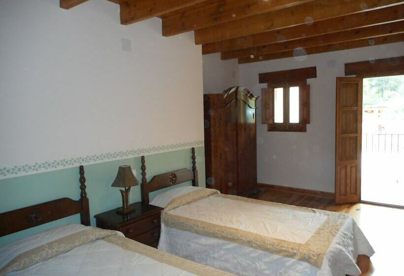 Bed and Breakfast Masia Mas De La Creu