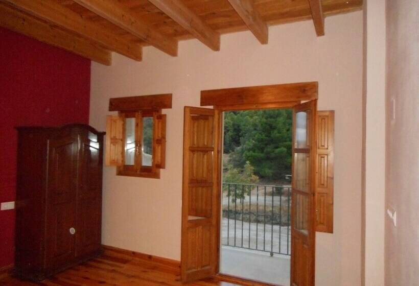 Bed and Breakfast Masia Mas De La Creu