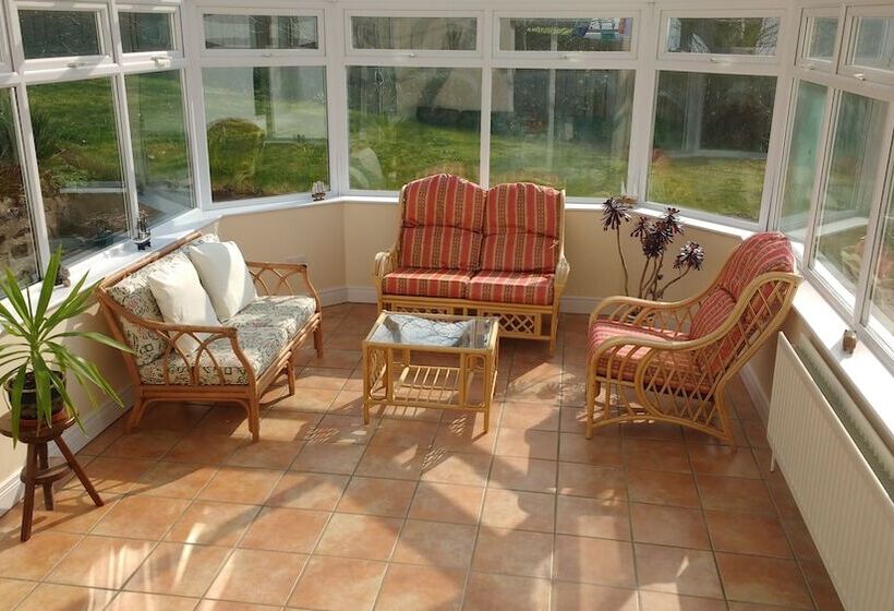 住宿加早餐  Rush View