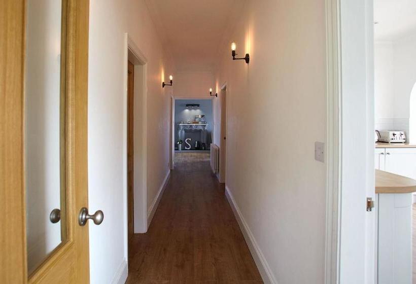 Host & Stay   Burnsyde Beach House