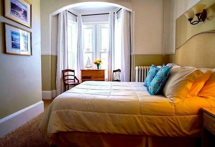 Captain Sawyer S Bed & Breakfast