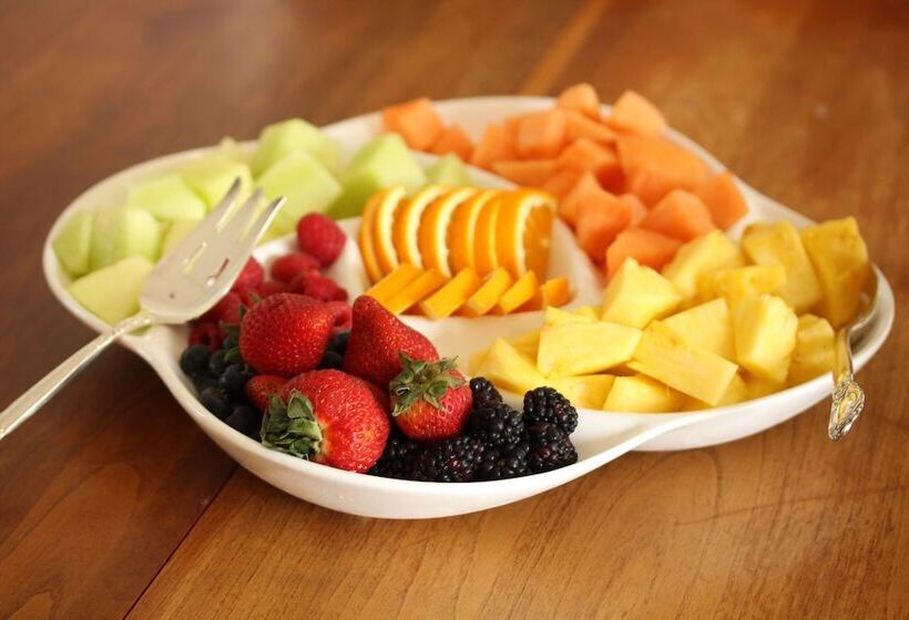 Captain Sawyer S Bed & Breakfast