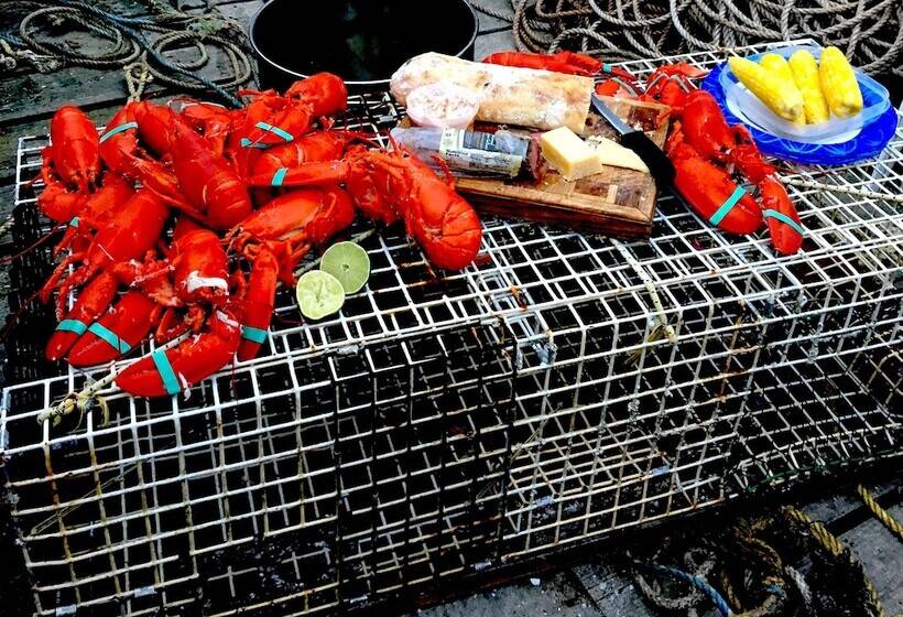 Captain Sawyer S Bed & Breakfast