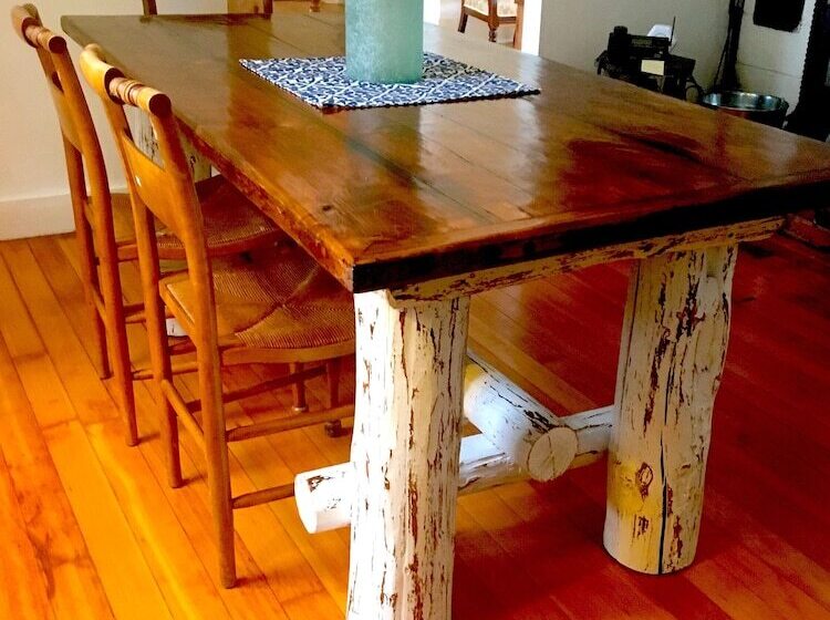 Captain Sawyer S Bed & Breakfast