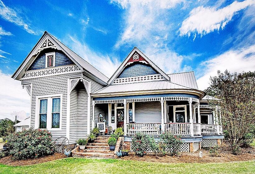 Clyde And Marie S Bed & Breakfast