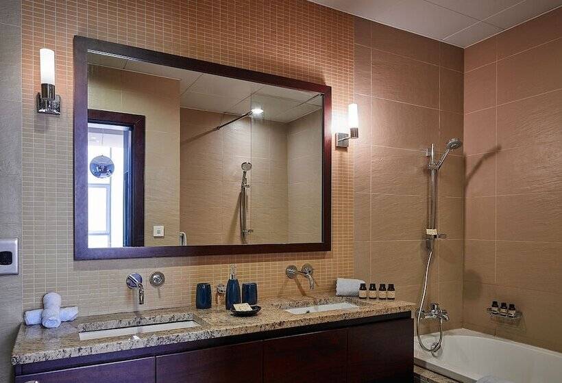 Dream Inn Dubai   Tiara