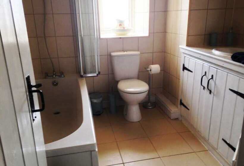 Hillside Bed & Breakfast