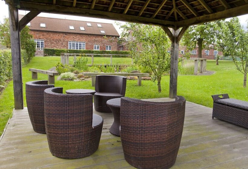 Holtby Grange Cottages