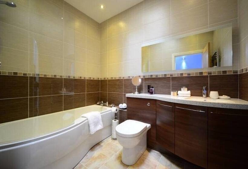 Holtby Grange Cottages