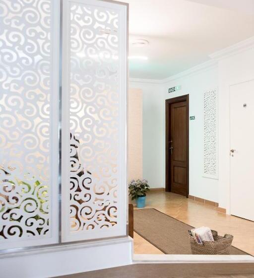 Hostal Alhambra  Adults Only