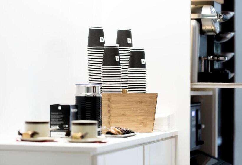 Hostal Alhambra  Adults Only