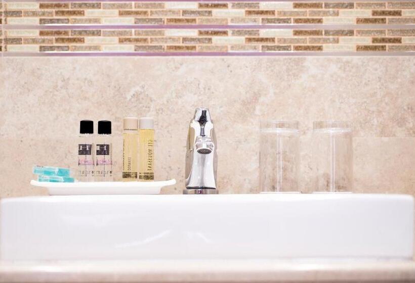 Hostal Alhambra  Adults Only