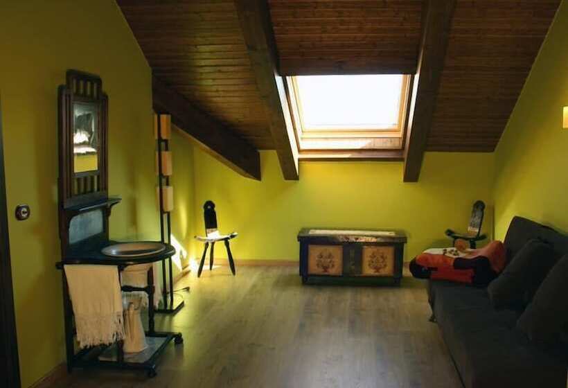 簡易ホテル Casa Rural El Almendro De María