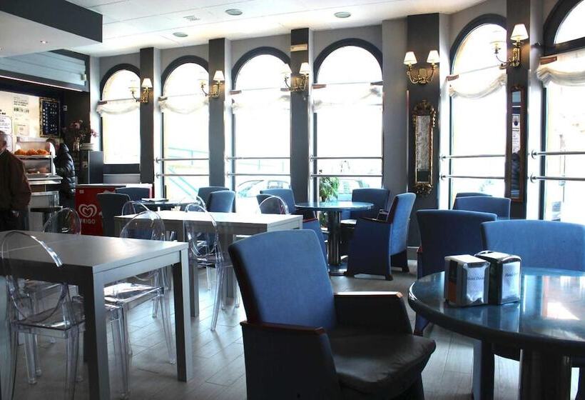 Hostal Docar