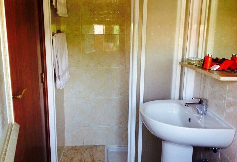 여관 El Caserón Río