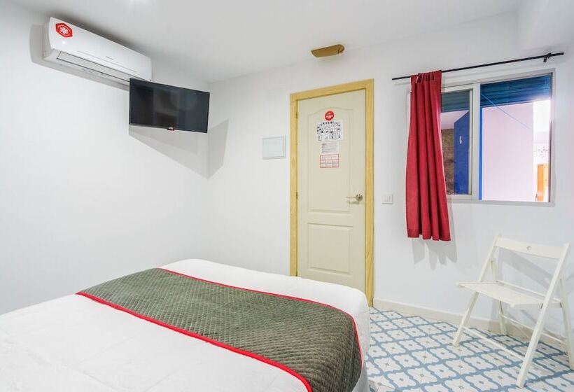 פונדק Pensión Riad Mediterraneo