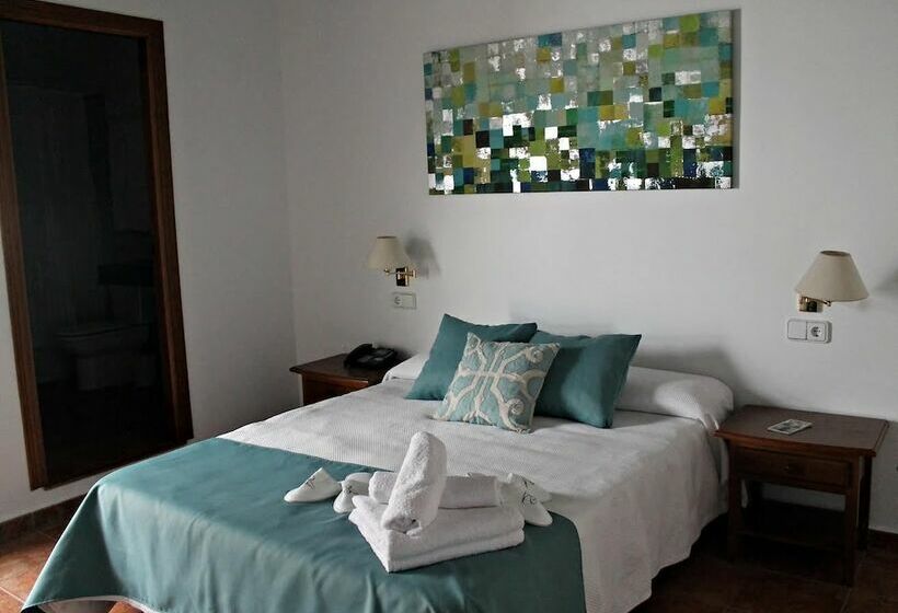 Hostal Puerta De Arcos