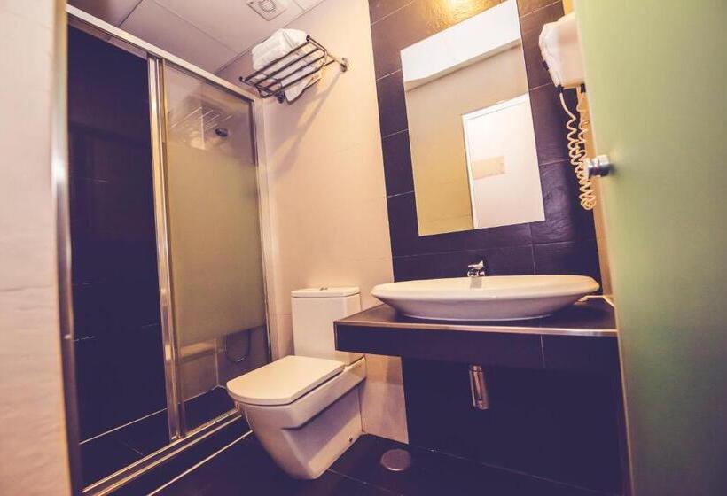 Hostal Sol Los Angeles