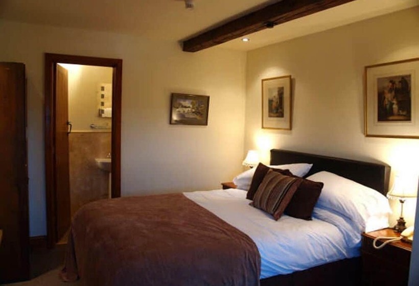 客栈  The Blue Lion