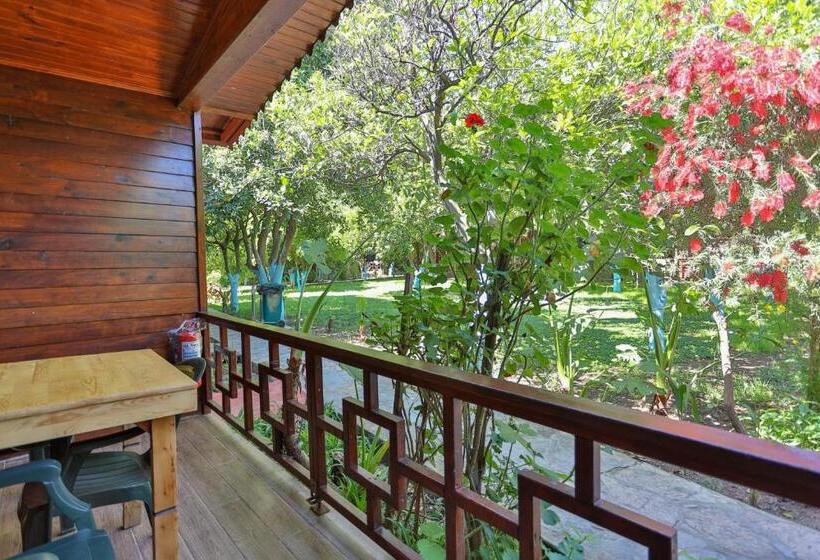 בית מלון כפרי Cinderella Pansiyon