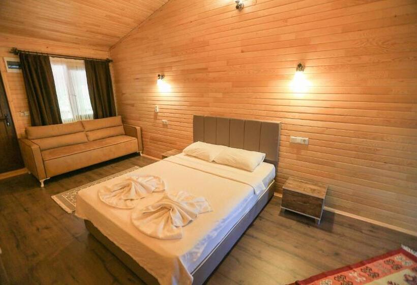 בית מלון כפרי Cinderella Pansiyon