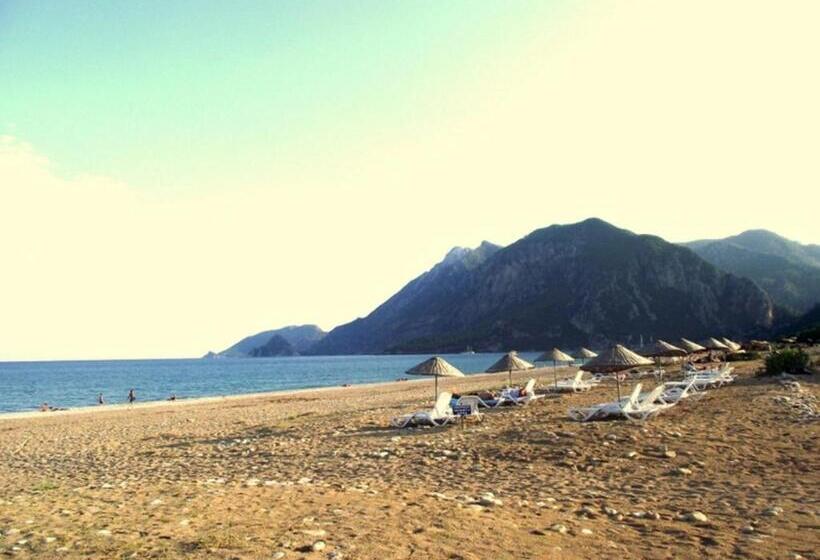 בית מלון כפרי Cinderella Pansiyon