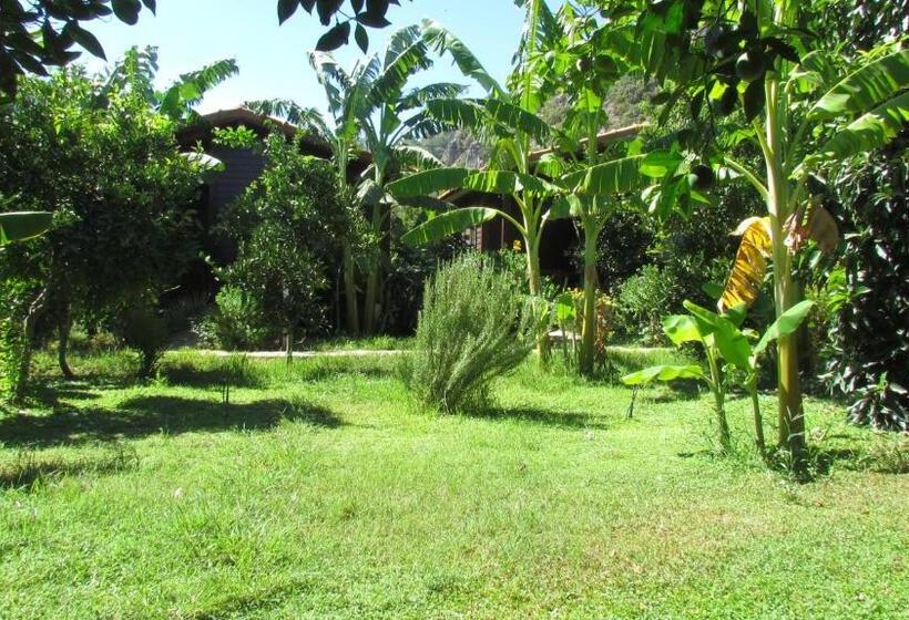 בית מלון כפרי Cinderella Pansiyon