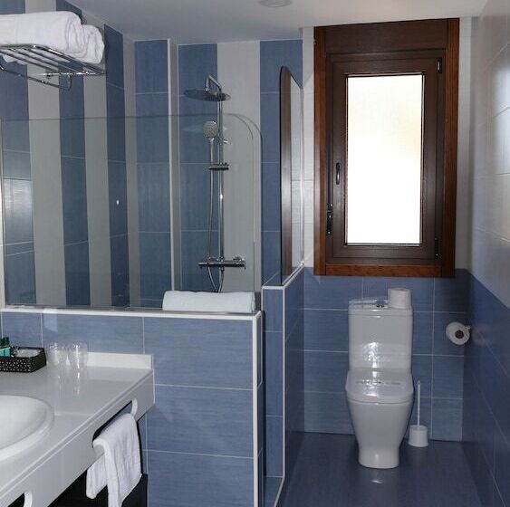 فندق Rural El Nido De Pinares