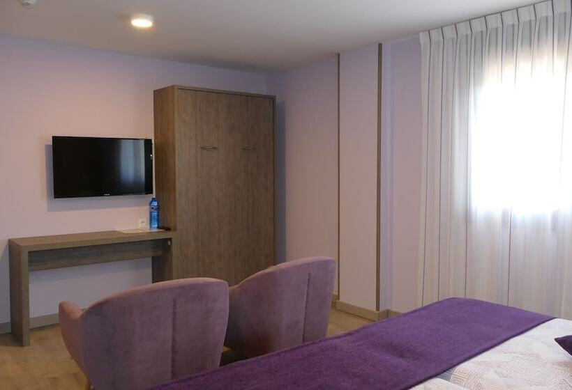 فندق Rural El Nido De Pinares