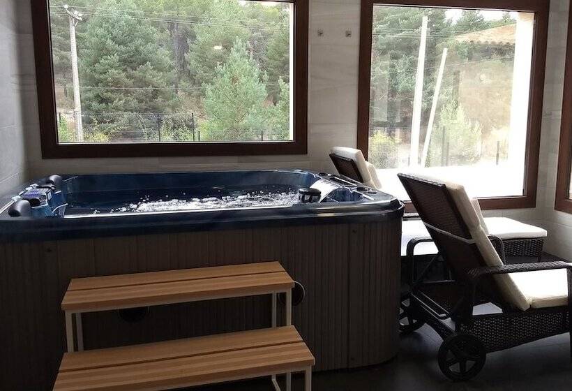 فندق Rural El Nido De Pinares