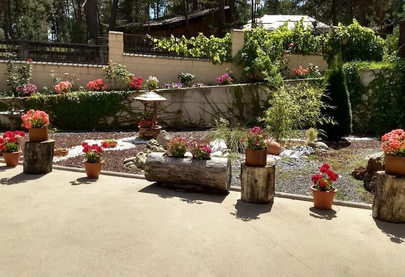 فندق Rural El Nido De Pinares