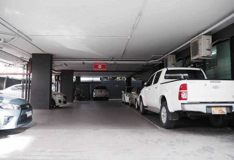 בית מלון כפרי Max Pavillage Bangkok