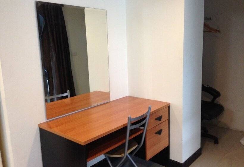 בית מלון כפרי Max Pavillage Bangkok