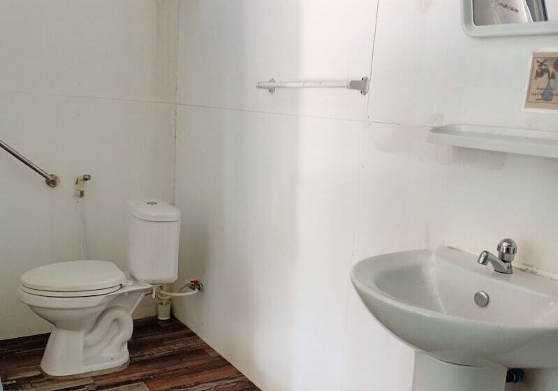 Отель Naivacha Tent Koh Mak