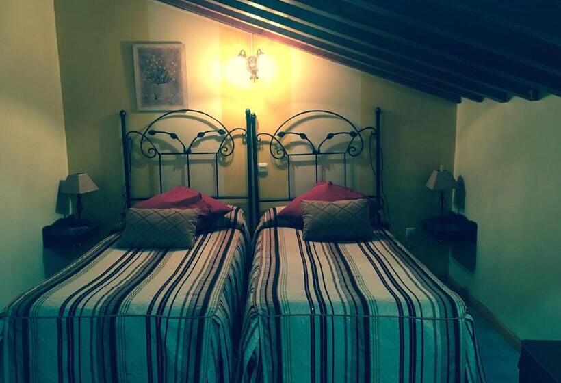 בית מלון כפרי Posada Rural El Rincón De Cabrojo