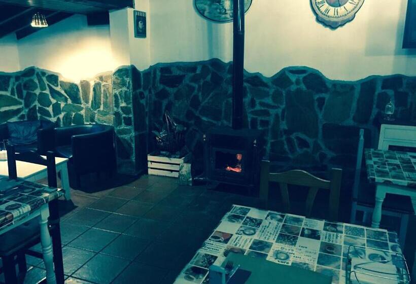 فندق Posada Rural El Rincón De Cabrojo