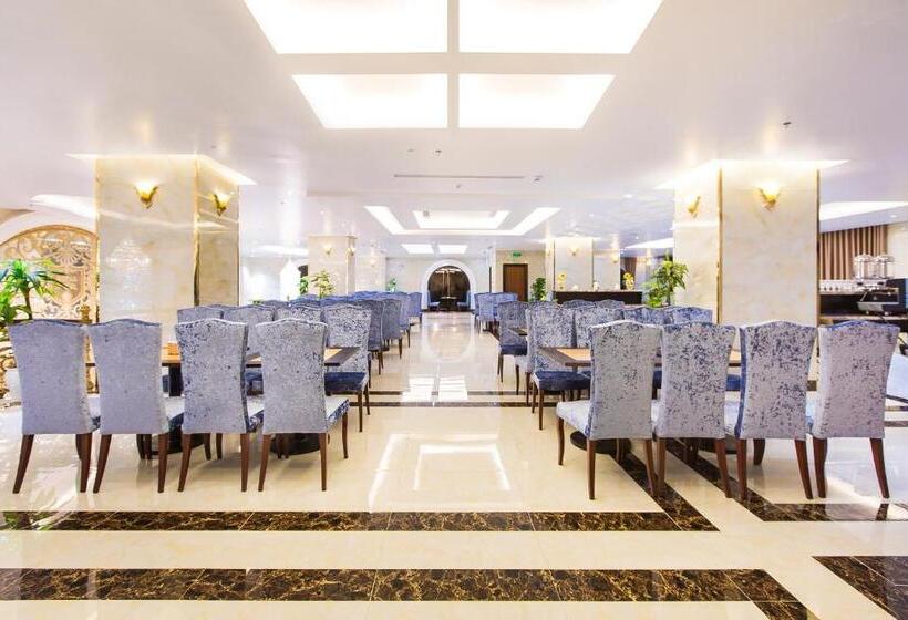 هتل Royal Quang Binh