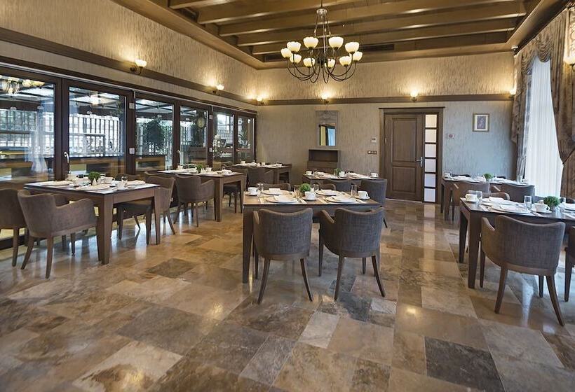هتل Sari Konak Boutique & Spa