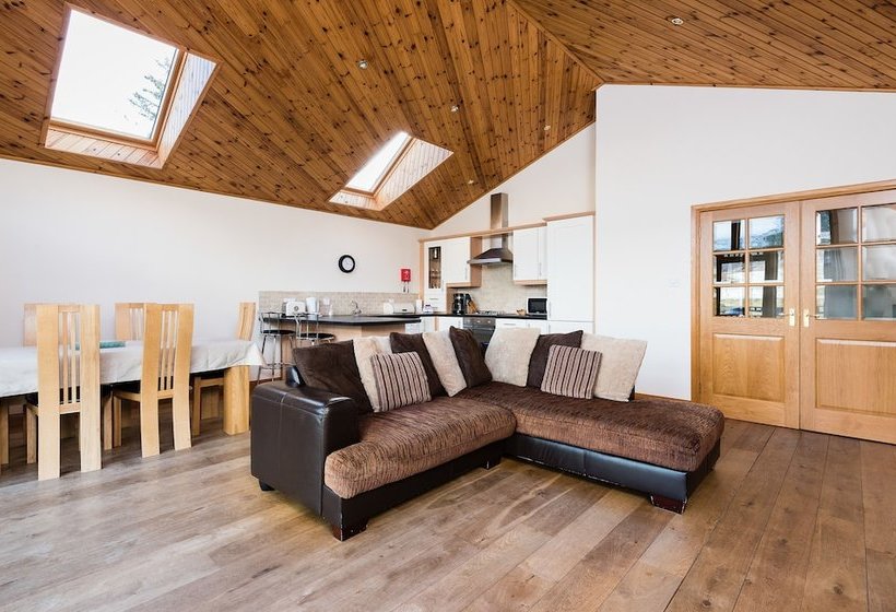 ホテル Scottish Highland Lodge