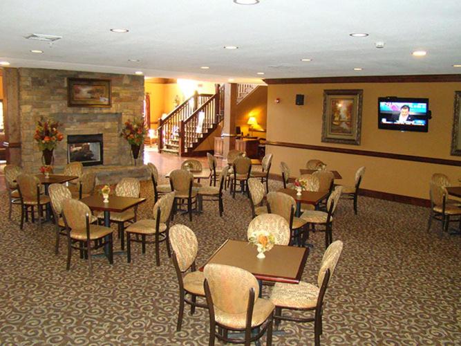 בית מלון כפרי The Lodge At Flat Rock