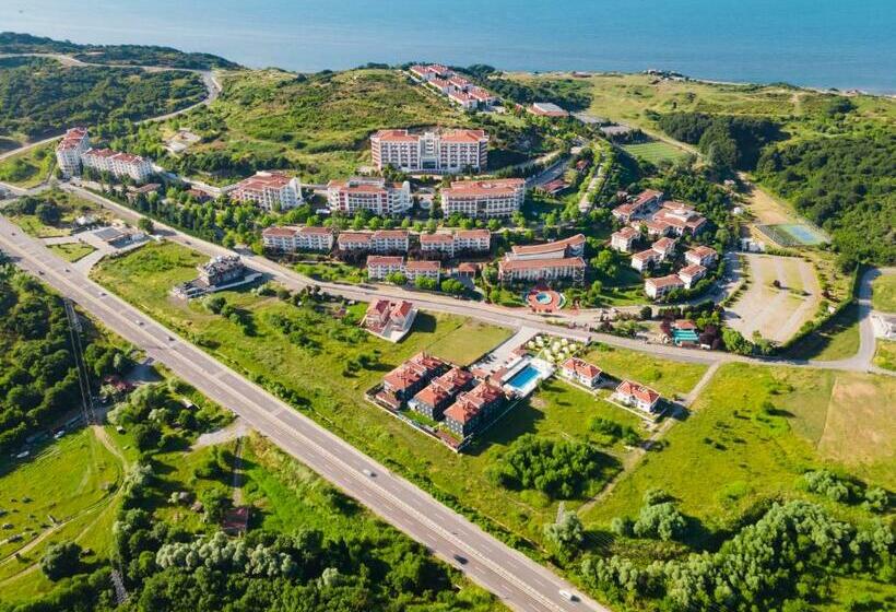 Ucar Royal Hotel Ve Konferans Salonu