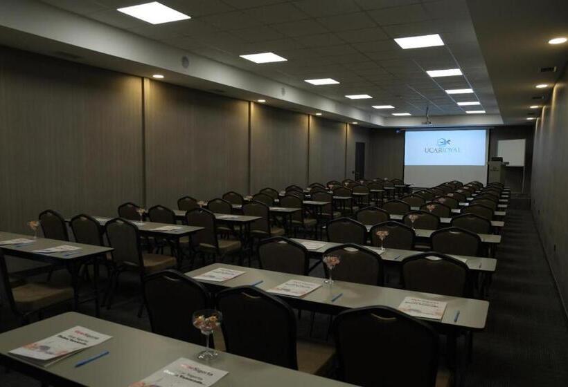 Ucar Royal Hotel Ve Konferans Salonu