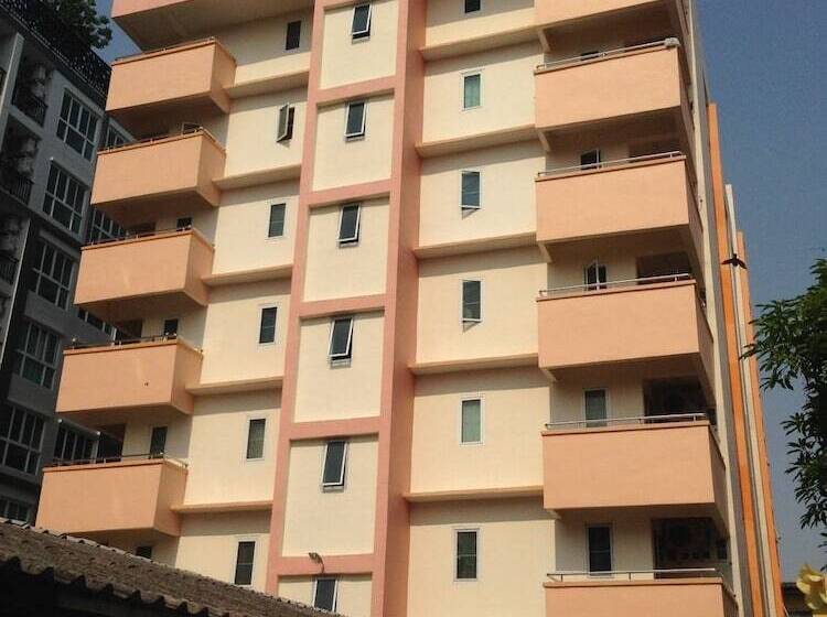 בית מלון כפרי Yaowamal Apartment