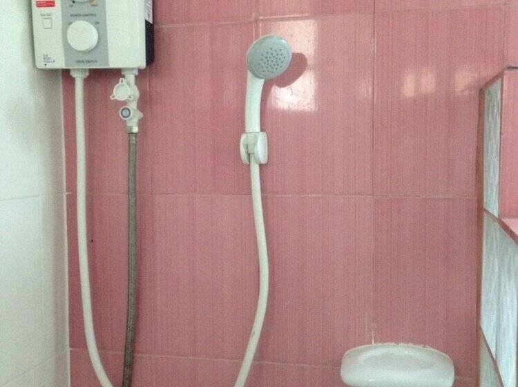 בית מלון כפרי Yaowamal Apartment