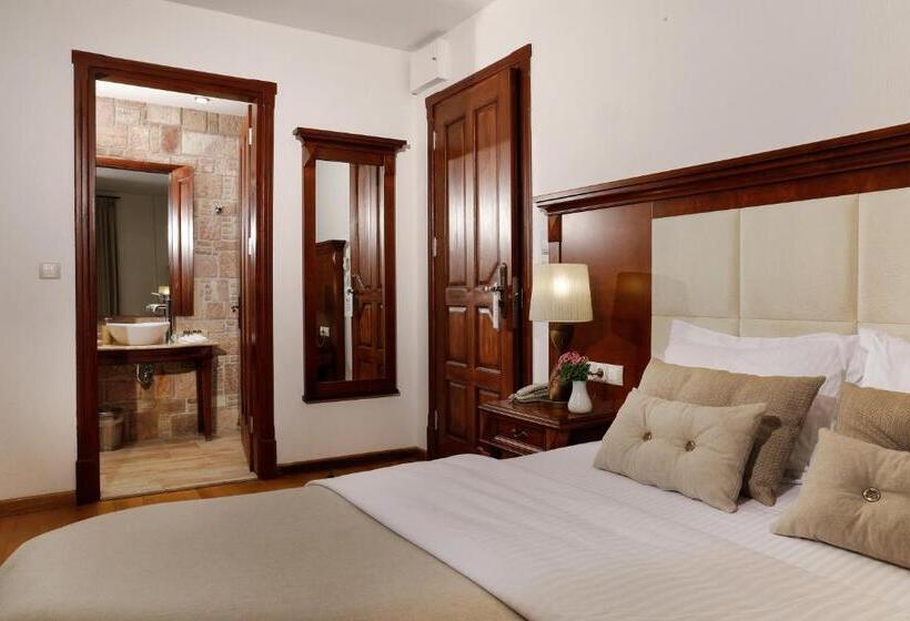 ホテル Yundantik Cunda Konaklari