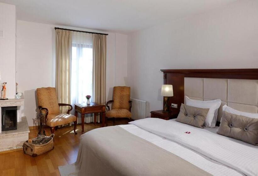 ホテル Yundantik Cunda Konaklari