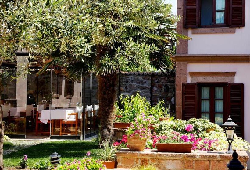 ホテル Yundantik Cunda Konaklari