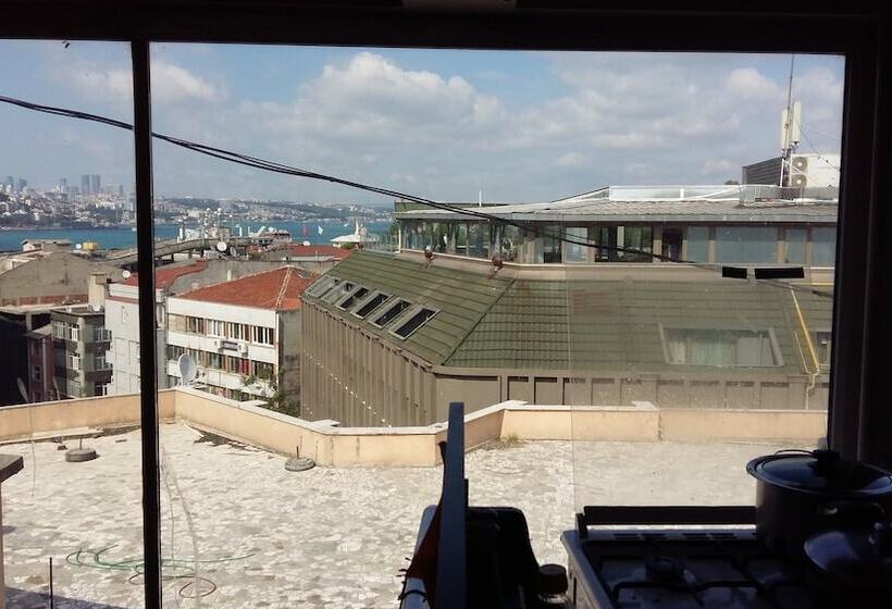 Istanbul Harmony Hostel