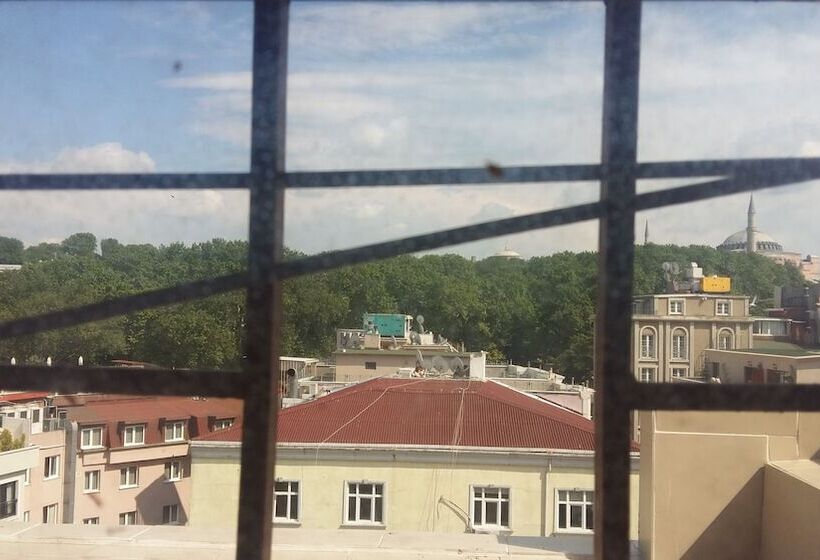Istanbul Harmony Hostel